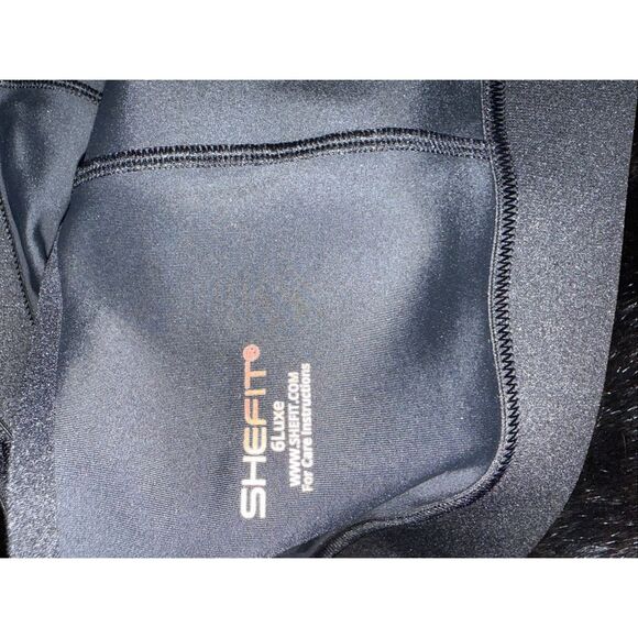 Shefit Sports Bra Womens Size 6 Luxe Flex Black Rose Gold Medium Impact Athletic - Picture 6 of 6